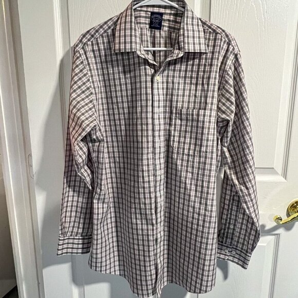 Brooks Brothers Men's All Cotton Button Down Plaid Shirt Size 16 1/2-34/35 - Picture 1 of 9